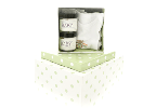 This box provides hand-made therapeutic aromatherapy products to soothe baby. The 