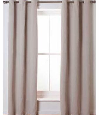 The Soft Drape Eyelet Blackout Curtains are a brilliant addition to your room. Finished in an elegant cream colour. they will ensure darkness and a peaceful nights sleep. Made from 100% polyester. Unlined. Blackout. Size 117cm (46 inches) wide by 137