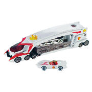 Roll the Mach 5 onto the back of the lorry then transport and launch Speed racer to his next excitin