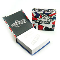 Hard cover jotter pad with printed pages. 200 pages. Size: 8 x 8 x 2cm.