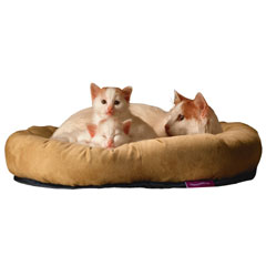 In a delectable colour range of mocha, mulberry and latte, you can choose the cat bed to match your 