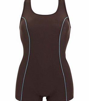 This swimsuit has built in shorts and withstands chlorine. Full-fitting style. Rounded neckline. Princess seams with contrasting taped edging. T-back. Tulle lining for tummy-support. Lined gusset. 80% polyamide, 20% elastane.