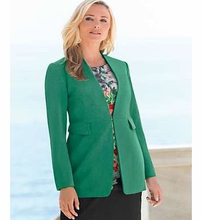 Beautifully designed and luxuriously styled, this glamorous tailored blazer screams stylish sophistication. This collarless, longline jacket with front hook fastening makes a great choice for work or smart occasions. Blazer Features: Fully lined Dry 