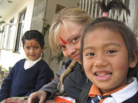 Unbranded Teach children and trek in Nepal