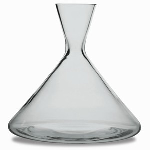 This beautifully shaped hand made and blown crystalline decanter is masterfully designed to enhance 