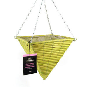 Add an exotic flavour to your garden with this distinctive hanging basket. Made of durable rattan  w