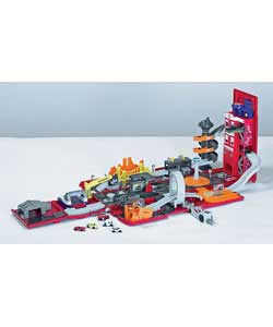 Big transforming fire truck with 5 mini vehicles.Transforms into complete mini city with fire