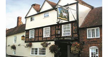 With itsuniquecharacter andbeautiful location, The White Hart Hotel is a charming spot for a short break for two. Your stay includes a freshly prepared mealat the hotels AA Rosette awarded restaurant each evening,and a heart breakfast inthe mo