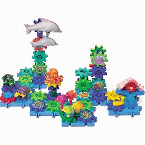 Bring the ocean to life with this colourful moving 67 piece building set - Underwater creatures
