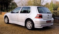VW GOLF REAR VALANCE COMPLETE WITH MESH RV172