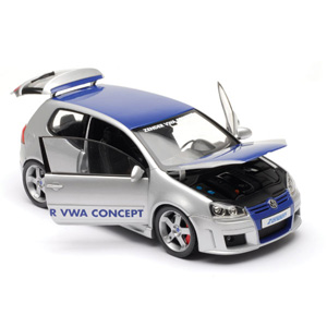 Unbranded VW Golf V Zender - Silver/blue 1:18