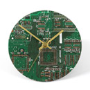 Get the Jones jealous with this unique wall clock.  Battery includedMade in the UK from recycled cir