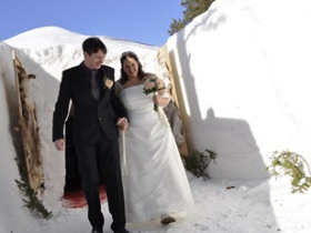 Unbranded Wedding in Lapland, Finland
