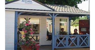 A stones throw away from the breathtaking bay of Douarnenez, Ker Vella is a cosy, family-friendly campsite in Plomodiern. Youll find everything you could possibly need at this 3 star camping site. Why not take a dip in the heated indoor pool or kic