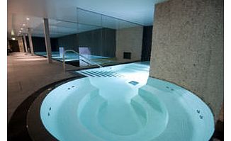 The Club and Spa Chesteroffers a range of magnificent facilities includinga relaxinghydrotherapy pool, thermal rooms, relaxation rooms, steam, sauna and gym. Tune out of the world with a calming session in thespas meditation/wave room, where youl