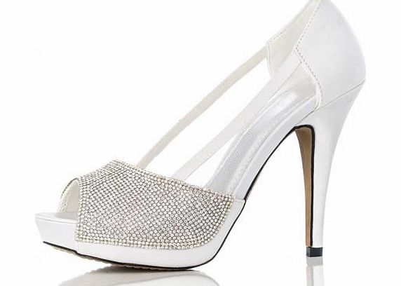 These gorgeous courts feature an elegant mesh design. A classy pair of shoes with a diamante stud front, perfect to wear with a prom or maxi dress for the party season. - Mesh side design - High heel - Peep toe - Diamante studded front - Heel height:
