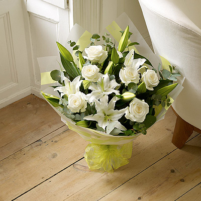 Unbranded White Rose and Lily Hand-tied