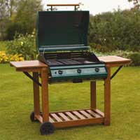 Winchester 3 Burner Hooded Gas Barbecue.