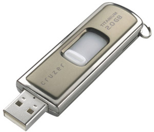 2.0 Flash / Key Drive - 2GB - Sandisk Cruzer Titanium U3   Readyboost Enabled