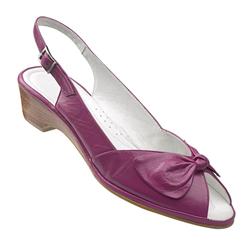 Female Rico Leather Upper Casual Sandals in Fuschia, Navy, White