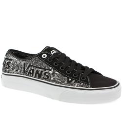 Vans Male Ferris Fabric Upper Fashion Large Sizes in Black and White