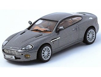 Die-cast Model Aston Martin Vanquish (1:43 scale in Silver)